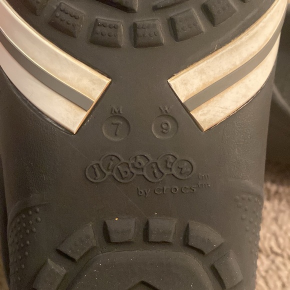 Jibbitz by Crocs black and white clogs unisex size 7M/9W - Picture 13 of 17